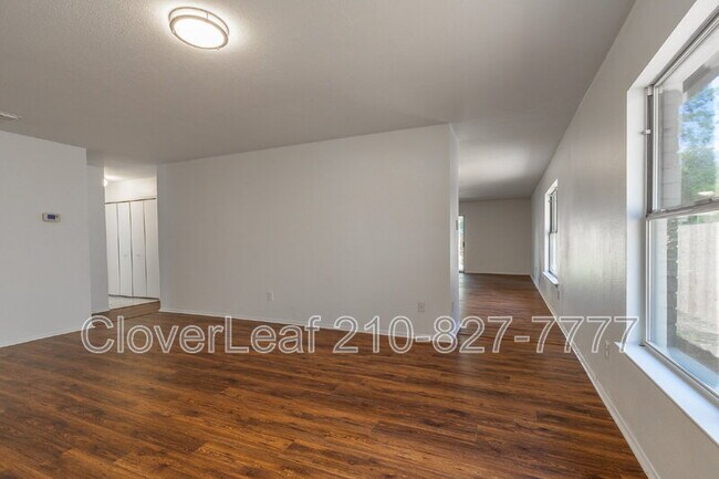 Building Photo - 15407 Canteen Creek Dr