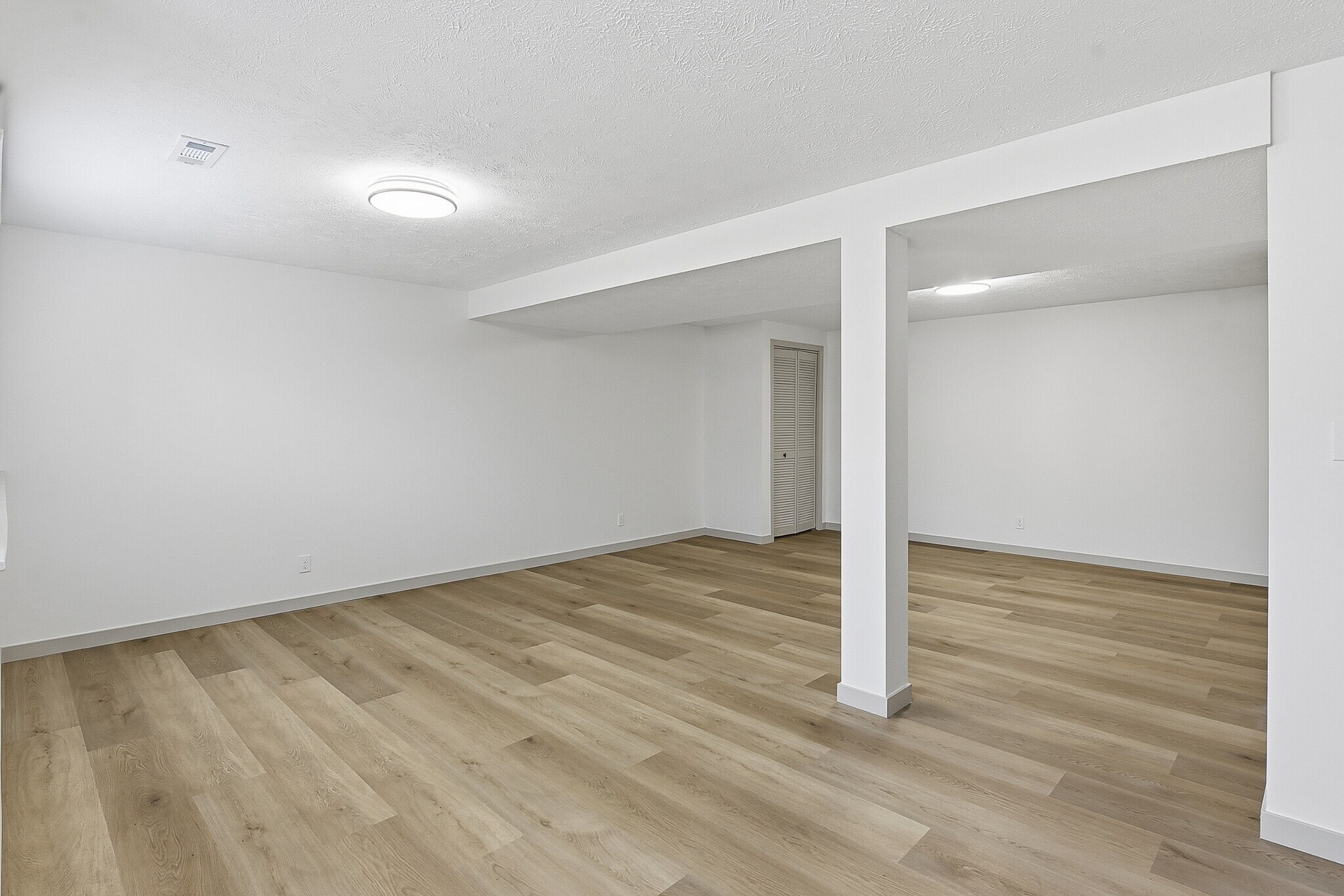 Building Photo - 4639 S 154th Avenue Cir