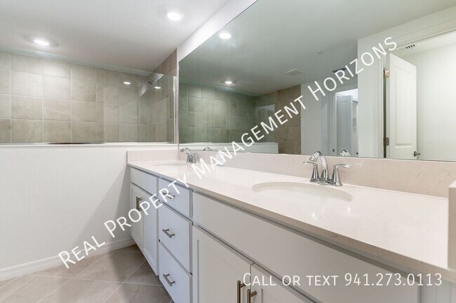 Building Photo - 5628 Summit Point Cir