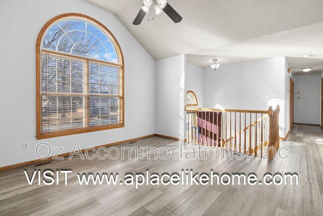 Building Photo - 313 S Darrowby Dr