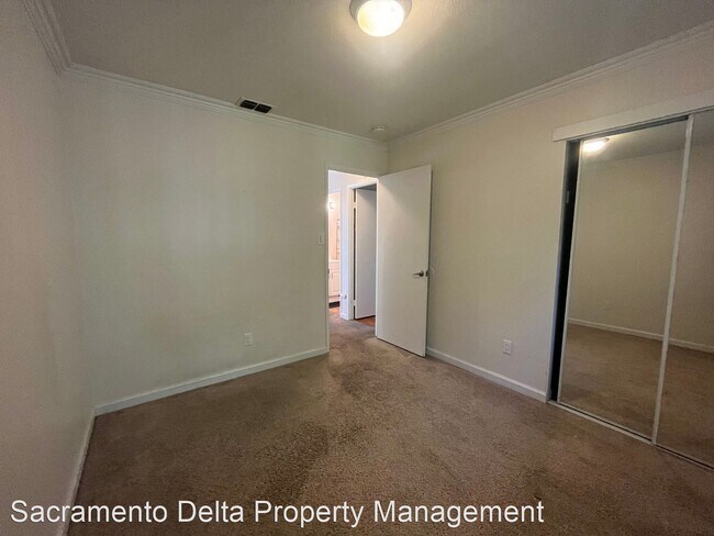 Building Photo - 3 br, 2 bath House - 2612 Coho Court