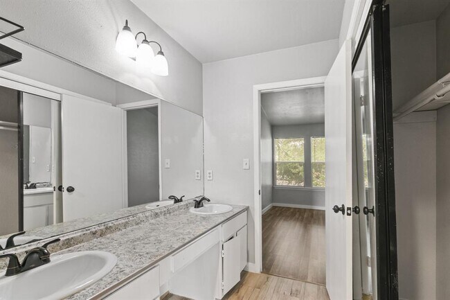 Building Photo - 7505 St Amant Pl