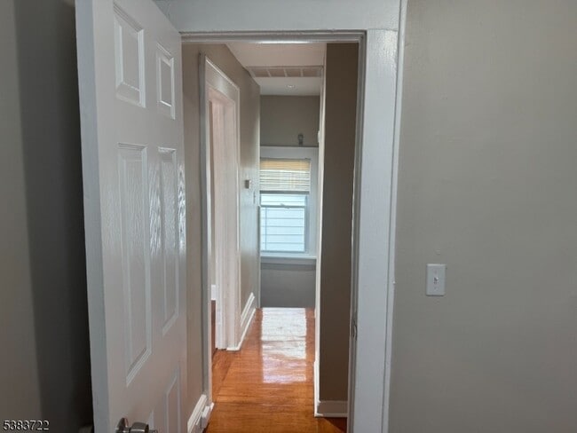 Building Photo - 375 Tower St