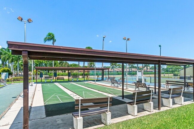 Building Photo - 826 Sky Pine Way