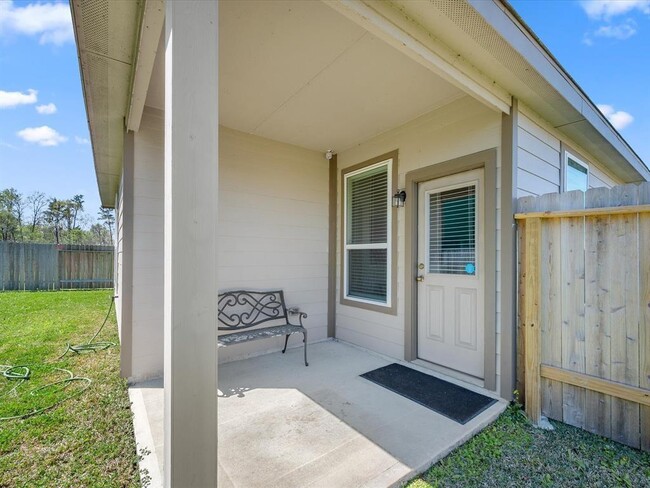 Building Photo - 7630 Merrylands Dr