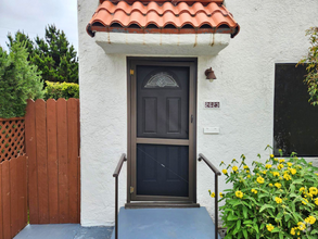 Building Photo - 2623 S Alma St