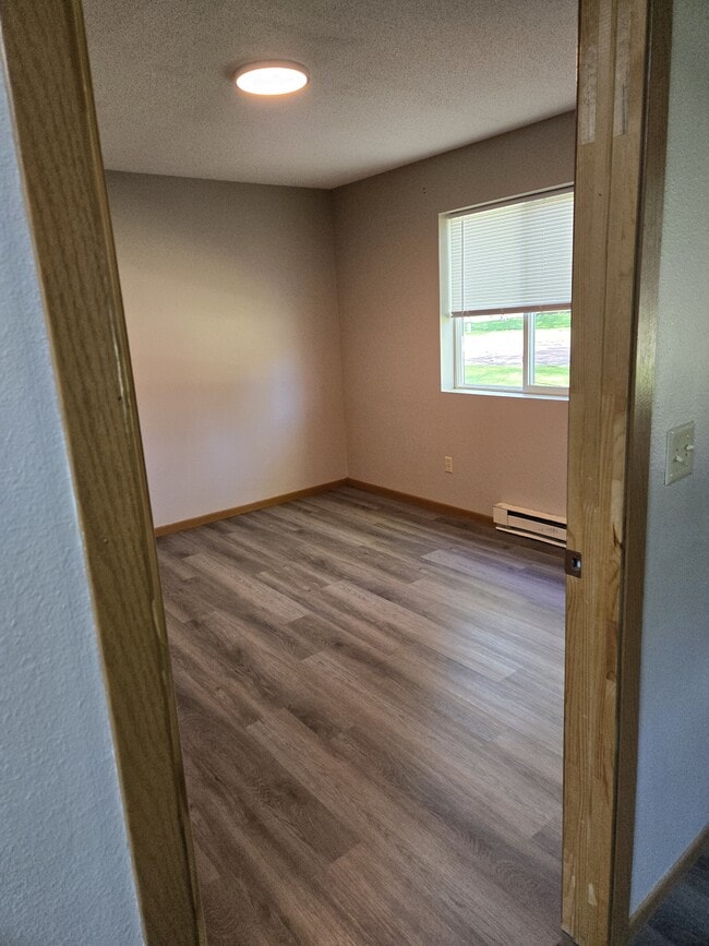 Building Photo - 8th & 8th Apartments