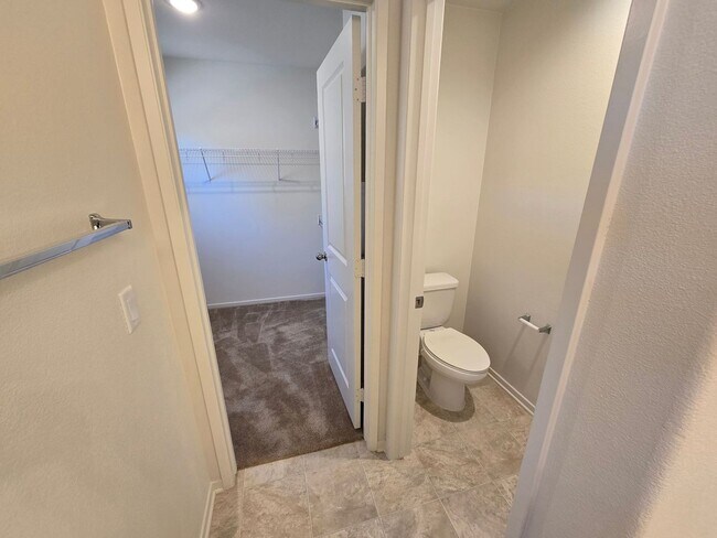 Building Photo - 3BR / 2.5BA Dream home in the heart of El Cajon!