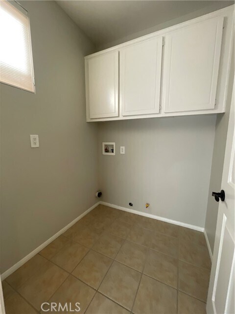 Building Photo - 35832 Gatineau St