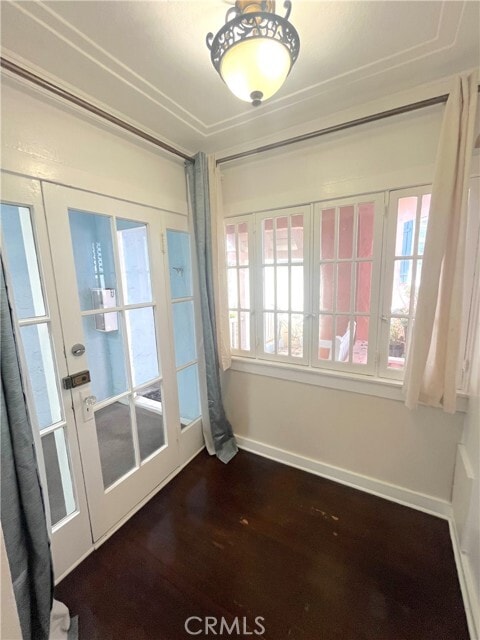 Building Photo - 212 N Coast Hwy