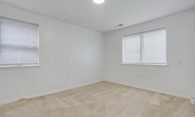 Building Photo - 4821 Fox St
