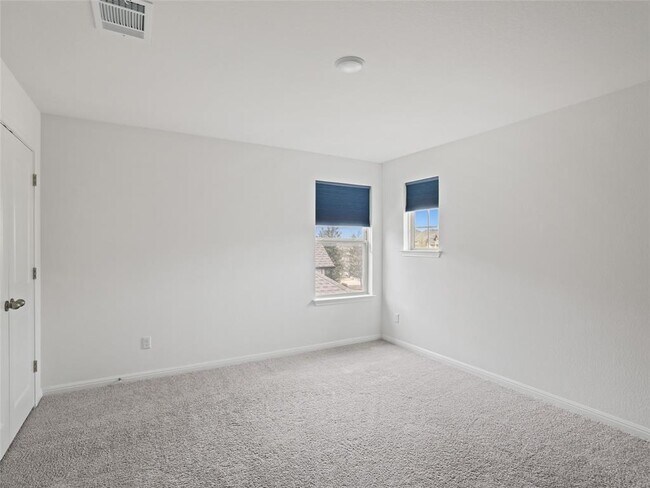 Building Photo - 1328 Brescia Walk