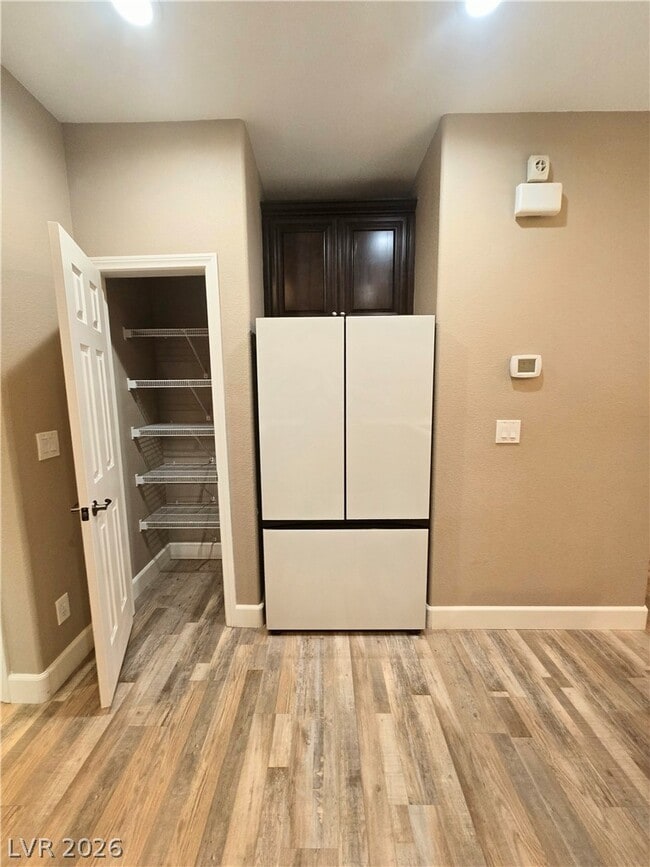 Building Photo - 9313 Night Mesa St