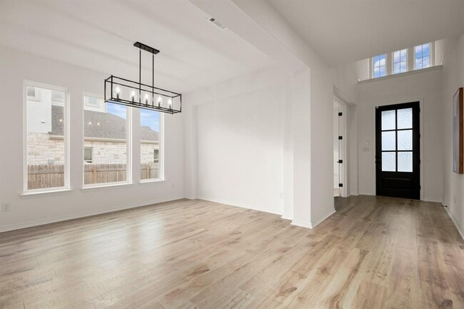 Building Photo - 20521 Martin Ln