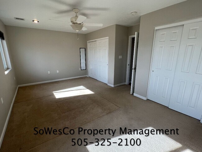 Building Photo - FOUR Bedroom Newer Home in Aztec