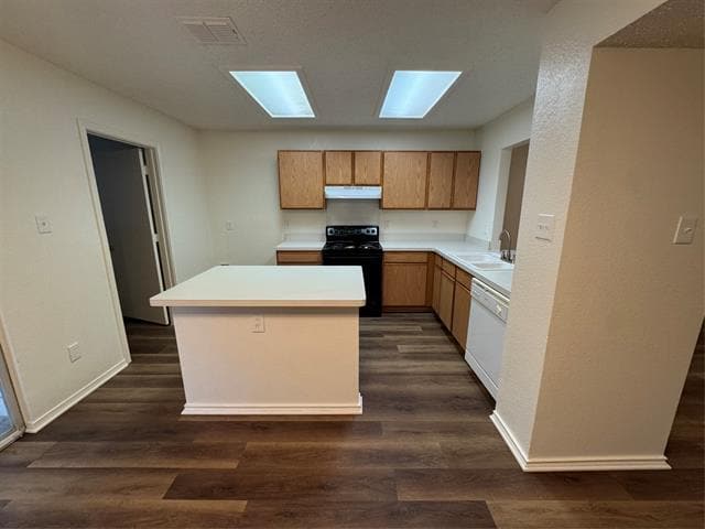 Building Photo - 10137 Chapel Glen Ter