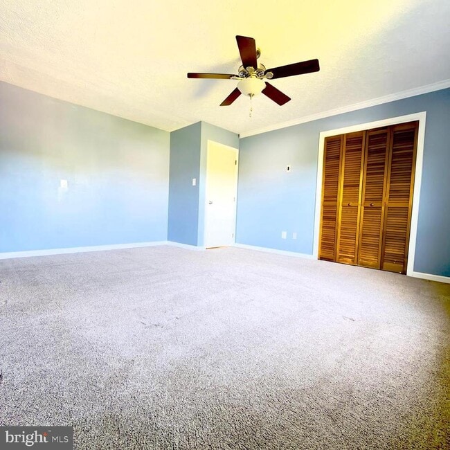 Building Photo - 10954 Blake Ln
