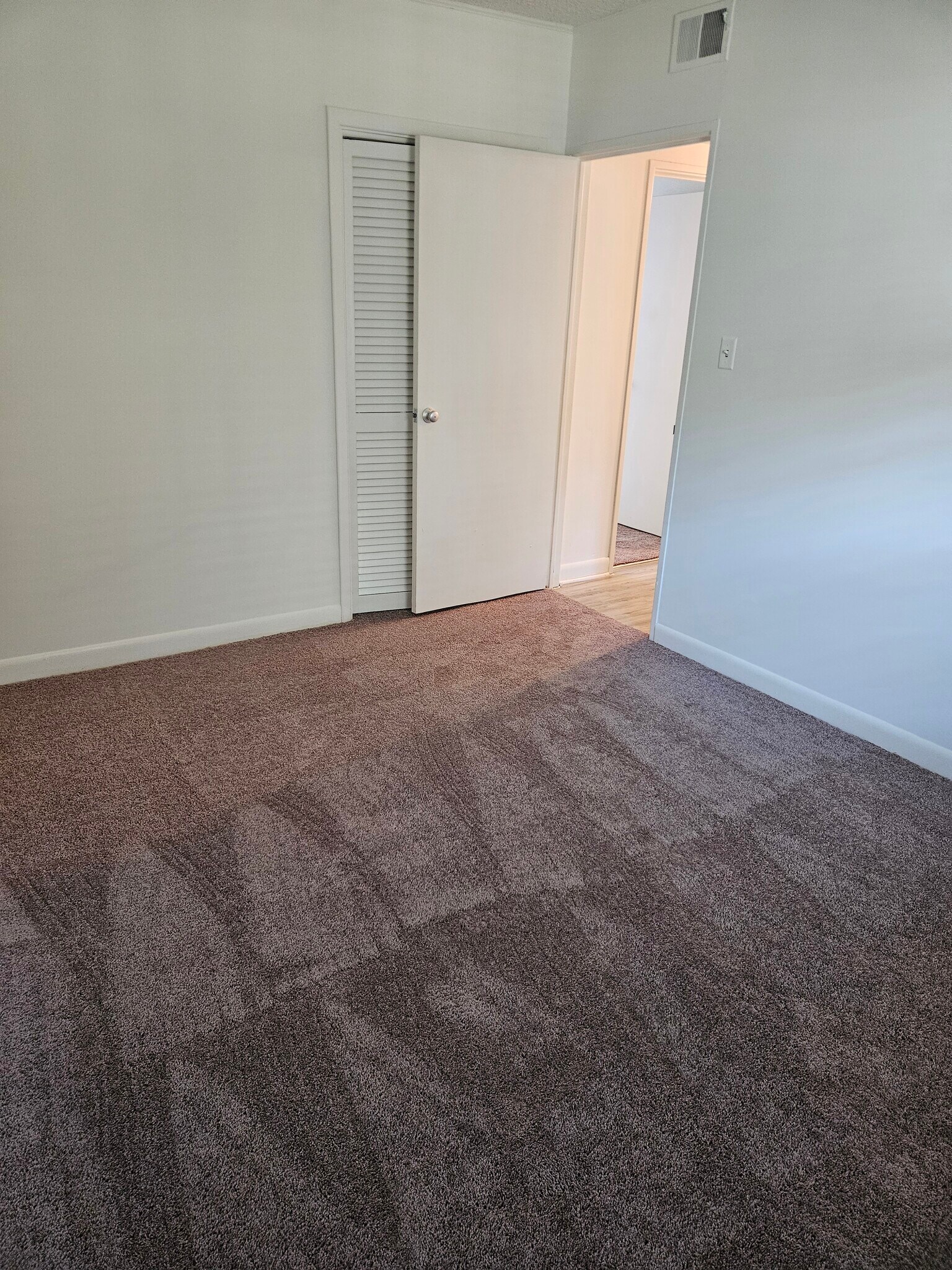 Building Photo - 2846 Walton Way