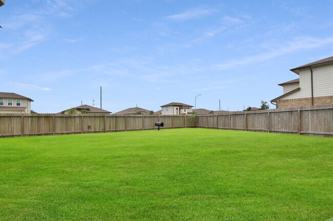 Building Photo - 430 Walnut Branch Dr