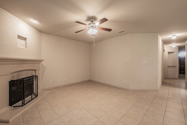 Building Photo - 12713 Diamond Peak Dr