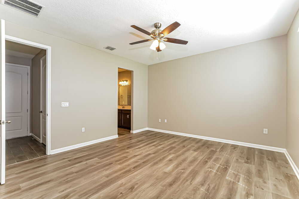 Building Photo - 281 Alford Dr