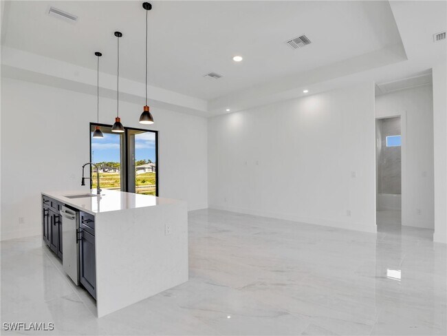 Building Photo - 2140 NW 23rd Ave