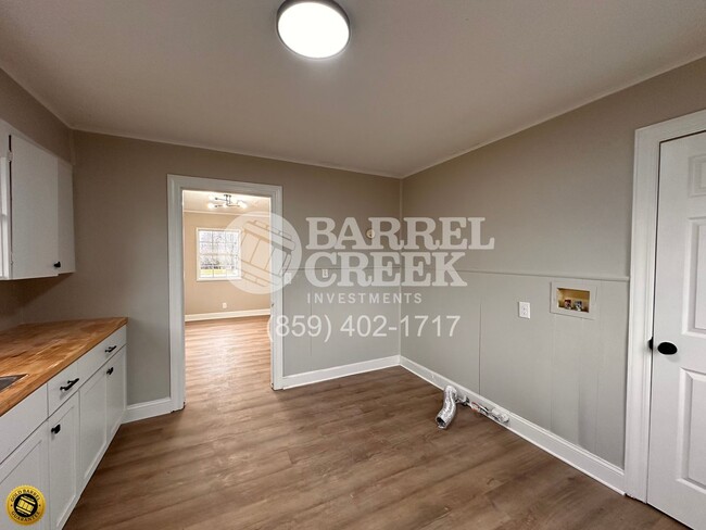 Building Photo - 3-Bed 1-Bath House