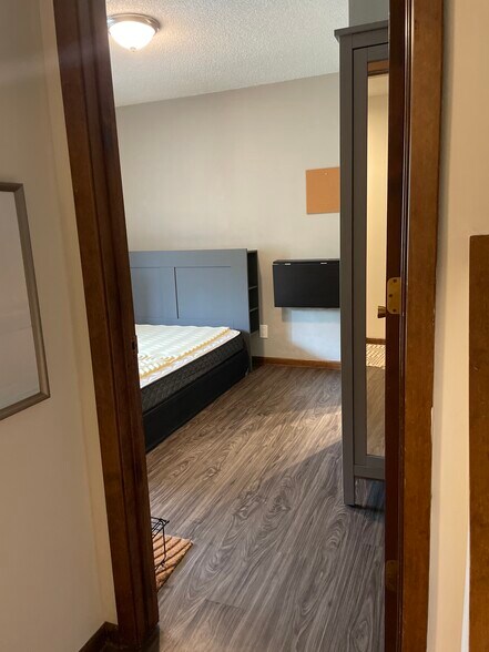 Building Photo - 5665 Wood Duck Cir