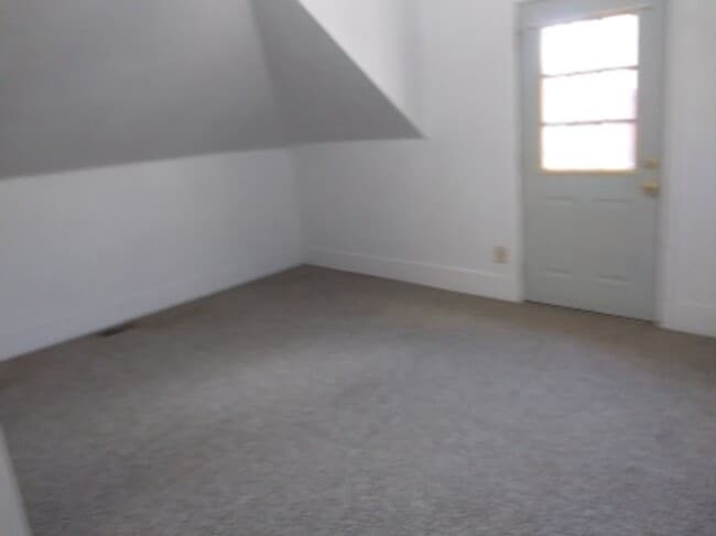 Building Photo - 205 Griscom St