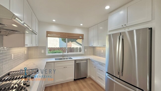 Building Photo - Modern Ranch-Style Retreat in the Oakland ...
