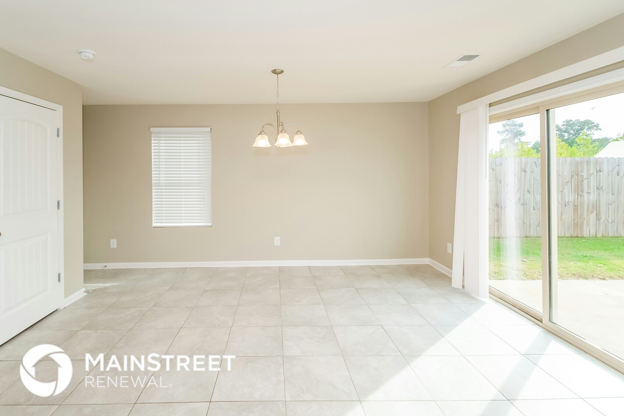 Building Photo - 9350 Hoffman Pl