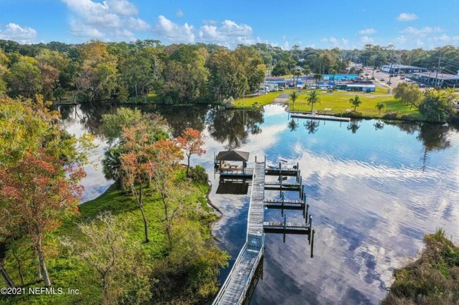 Building Photo - 2 bedroom in Jacksonville FL 32210