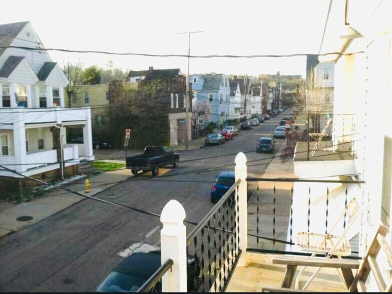 Porch - 1926 E 123rd St