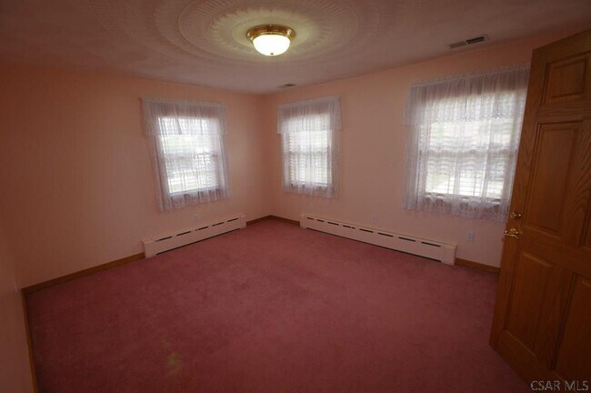 Building Photo - 315 Kim Ln