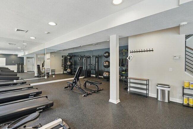 Building Photo - 6671 Hidden Lake Trail