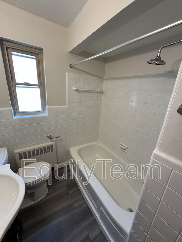 Building Photo - 6086 Dryden Ave