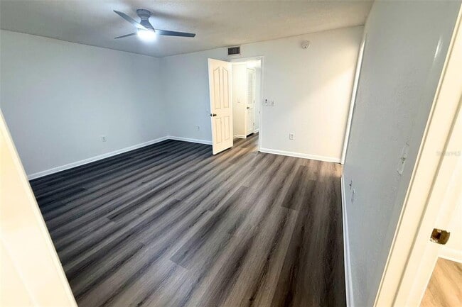 Building Photo - 501 SW 75th St