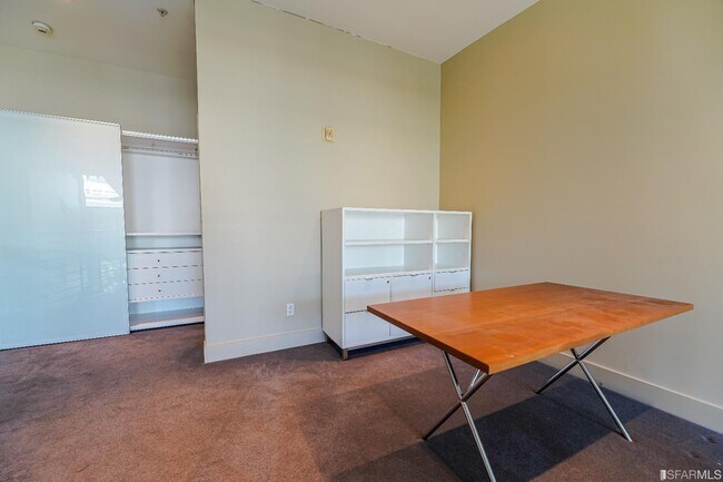 Building Photo - 415 Bryant St