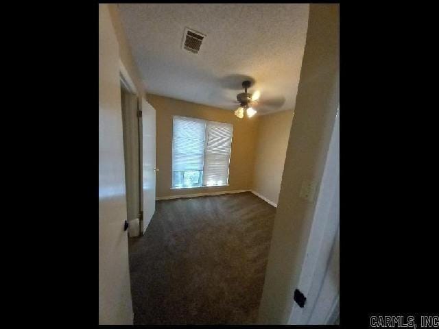 Building Photo - 8 Foxgrove Ln