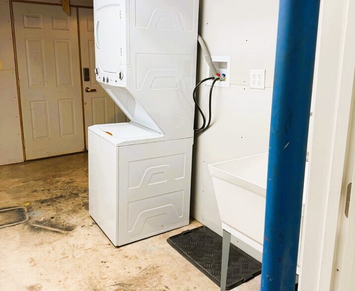 Building Photo - 2368 Bateman Bridge Rd