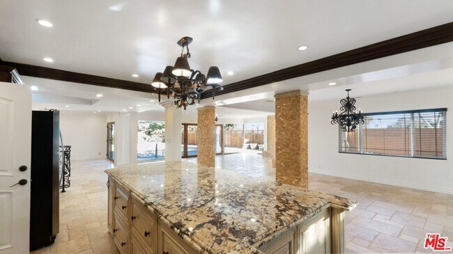 Building Photo - 3446 Alginet Dr