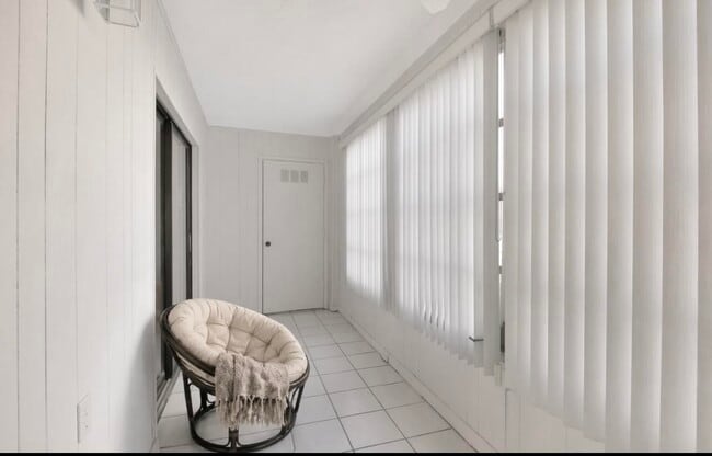 Building Photo - 106 Piedmont C