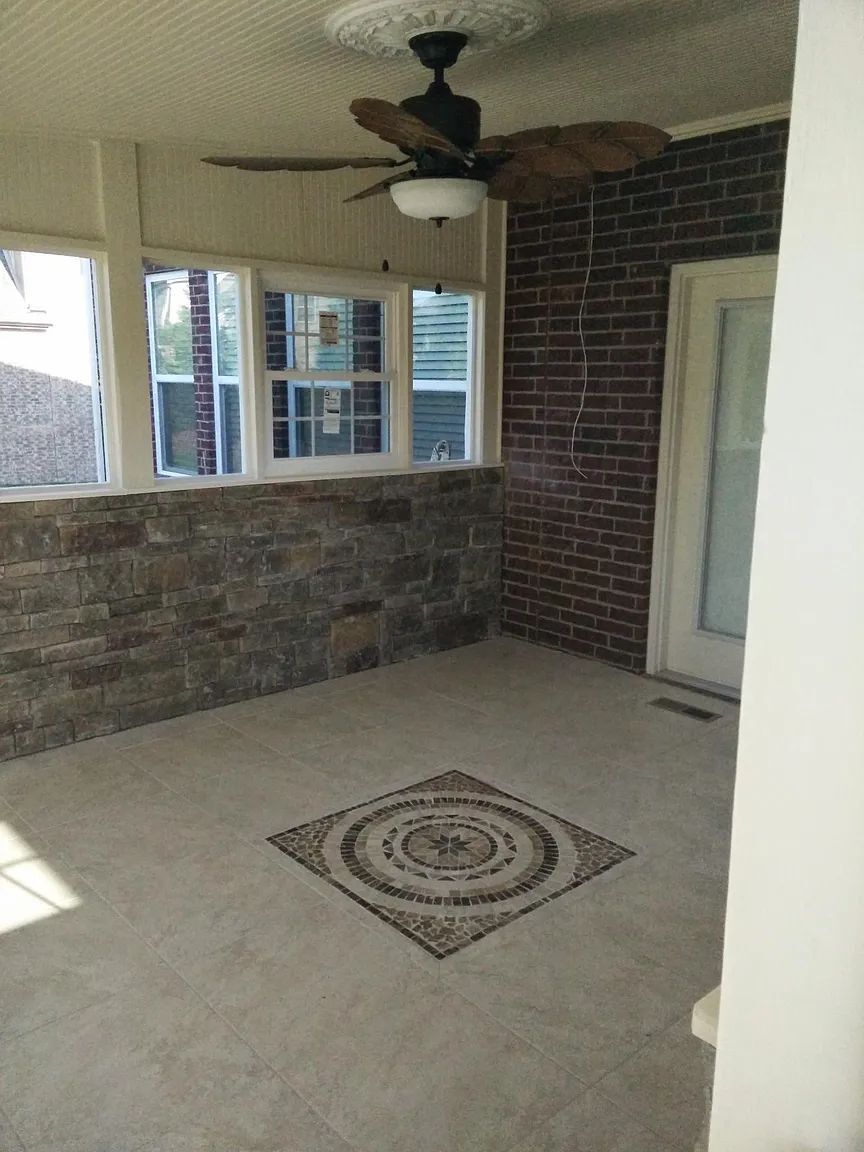 Building Photo - 1530 Bledsoe Ln