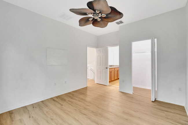 Building Photo - 157 Monterey Bay Dr