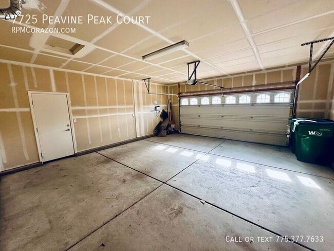 Building Photo - 7725 Peavine Peak Court
