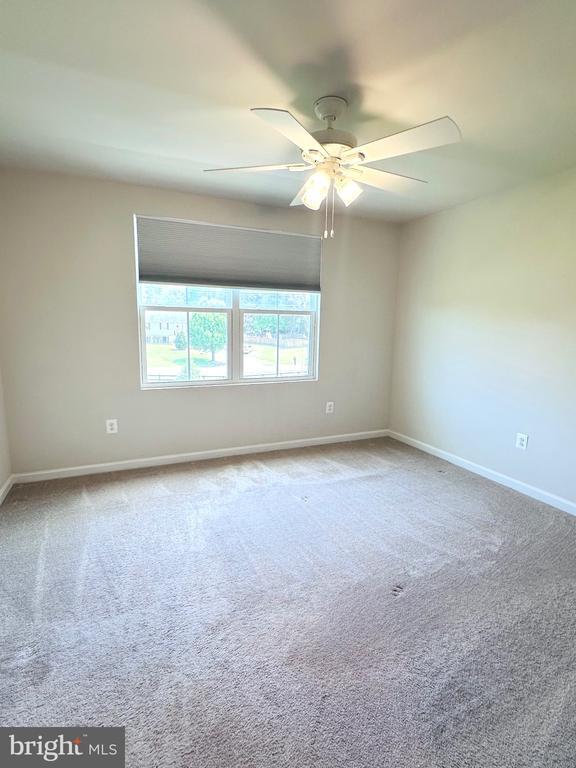 Building Photo - 303 Bait Rd