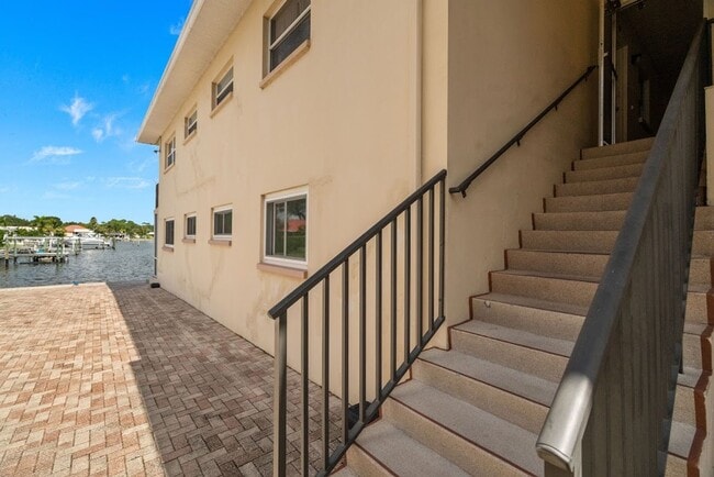 Building Photo - Waterfront Views with $1,000 Off First Mon...