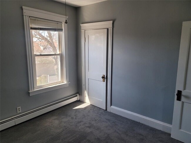 Building Photo - 356 Orient Ave