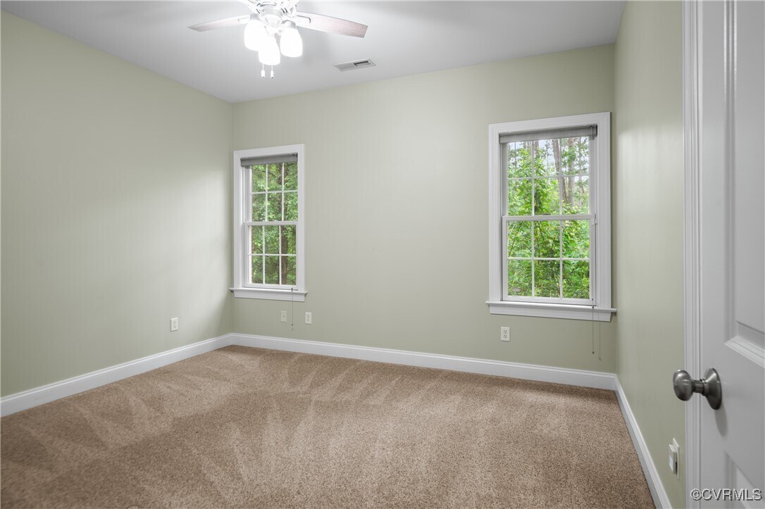 Building Photo - 11465 Pinewild Dr