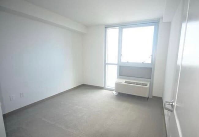 Building Photo - Ke Kilohana - 1-bdrm/1-bath/1-assigned parking stall/+Storage Unit & Electric Allowance